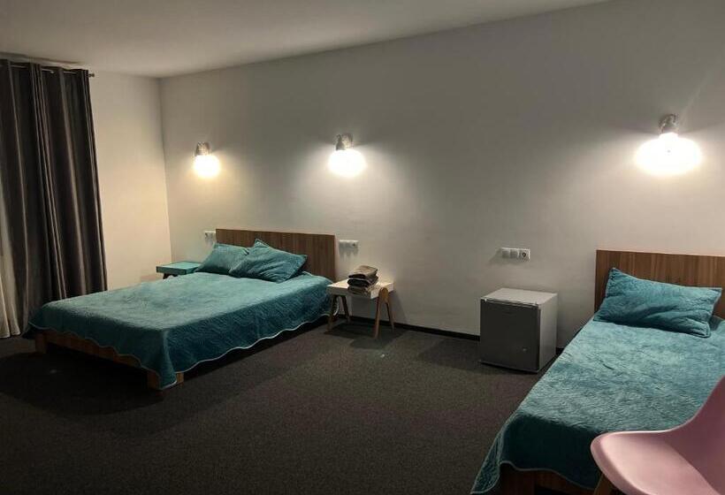 اتاق استاندارد با چشمانداز کوهستان, Turquoise House