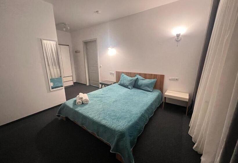 اتاق لوکس با بالکن و چشمانداز دریا, Turquoise House