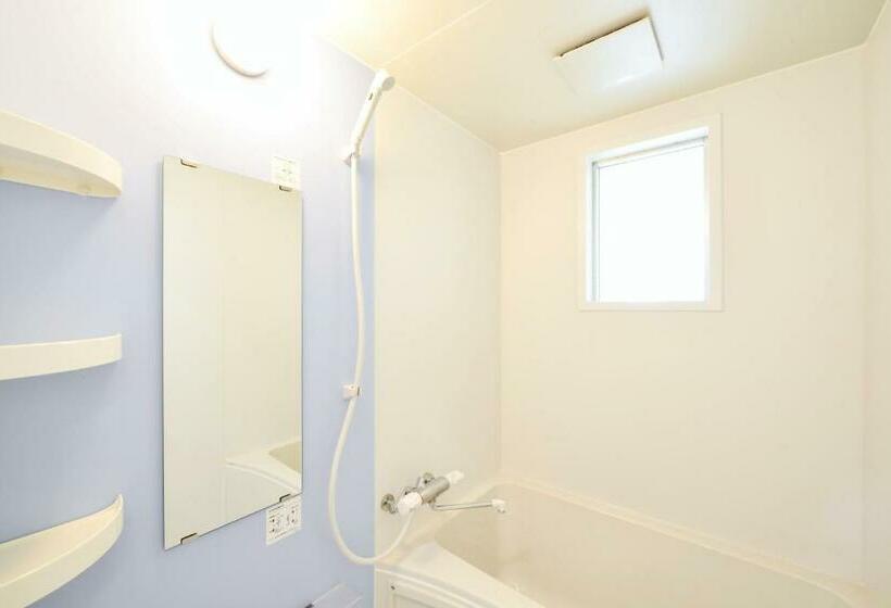 غرفة قياسية رباعية, Allstay Goya