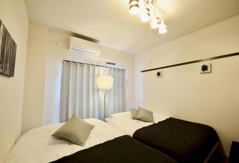 غرفة قياسية رباعية, Allstay Goya