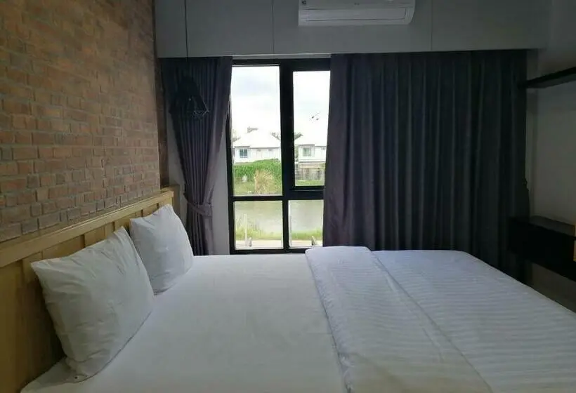 キングサイズベッドのデラックスルーム, Baan Bangkok 97