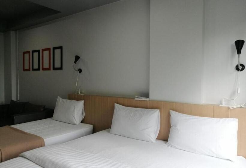 Трехместный Номер Deluxe, Baan Bangkok 97