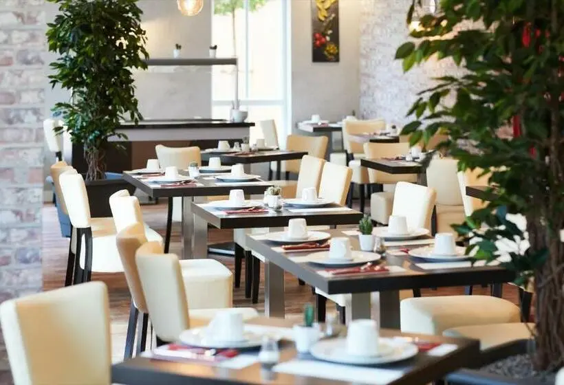 キングサイズベッドのデラックススイート, Garni Am Schloss