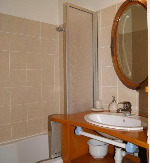 غرفة قياسية مطلّة علي الحديقة, La Valinière