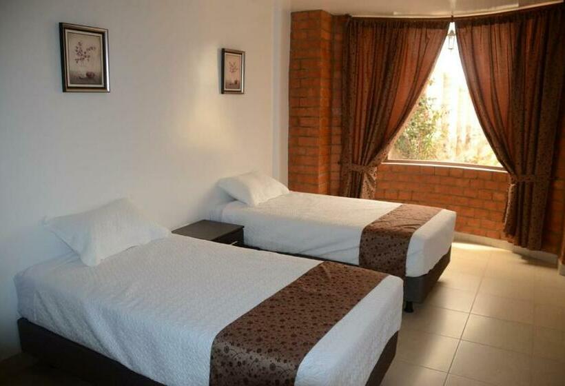 스탠다드 룸, Kampak Wasi