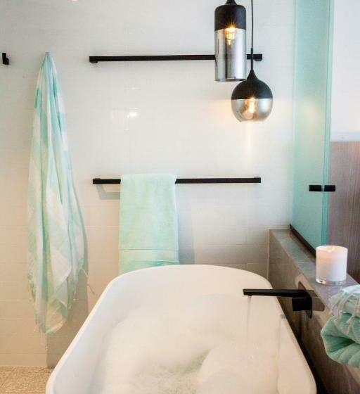 اتاق استاندارد با تخت بزرگ, Pasadena Sydney