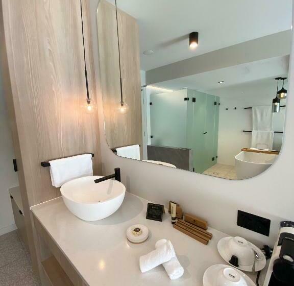 اتاق استاندارد با تخت بزرگ, Pasadena Sydney