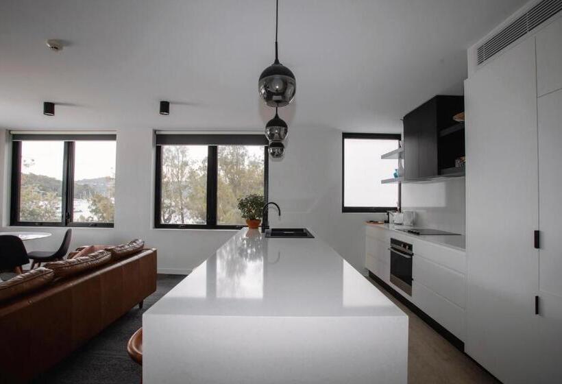 آپارتمان 1 خوابه با چشمانداز دریا, Pasadena Sydney