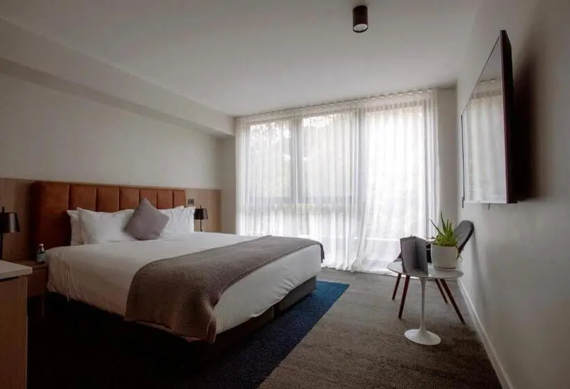 身障者適用キングサイズベッドルーム, Pasadena Sydney