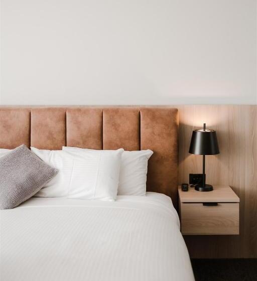 اتاق استاندارد با تخت بزرگ, Pasadena Sydney