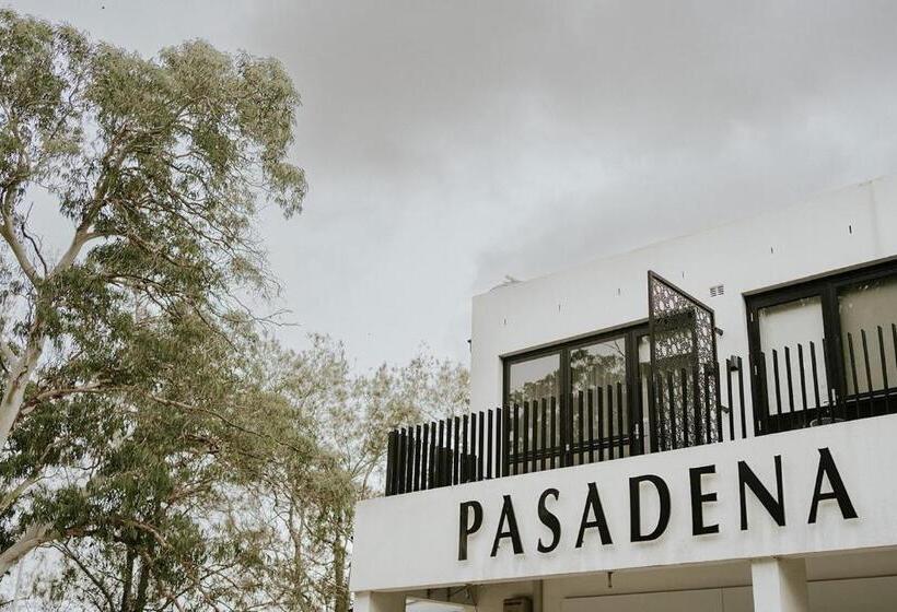스탠다드 발코니 룸, Pasadena Sydney
