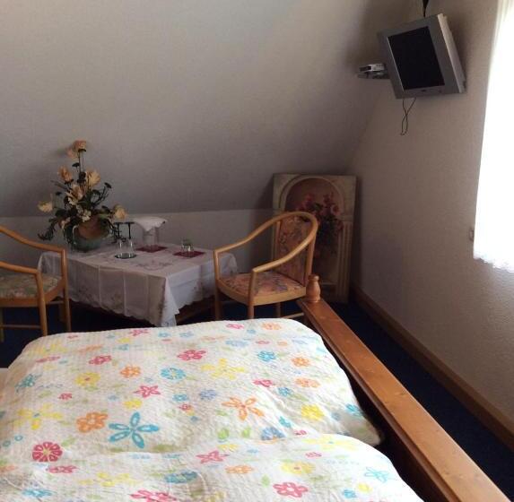 キングサイズベッドのスイートルーム, Landhotel Quelle