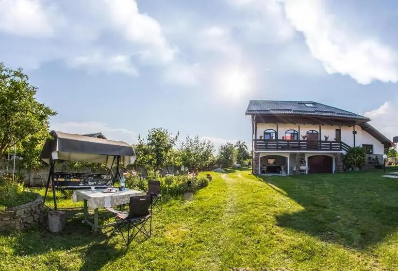 خانه 4 خوابه, Casa De Vacanta Mirela