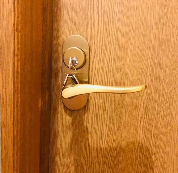 חדר סטנדרטי לארבעה עם חדר אמבטיה משותף, Stay Sakura