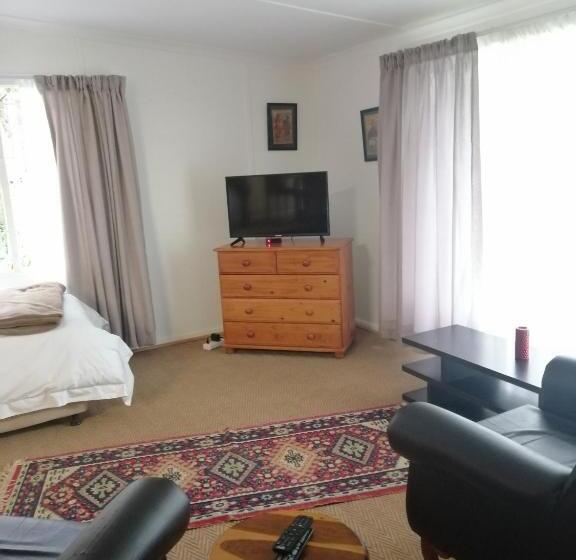 דירת חדר בקומת קרקע, Sakabula Country Lodge