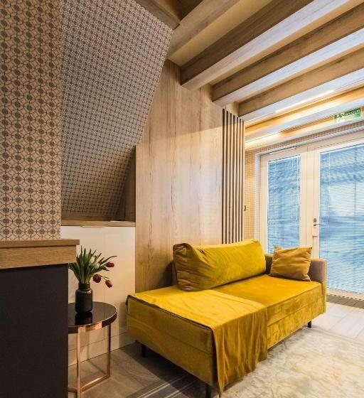 בקתת סופריור בת חדר 1, Scandinavia Resort