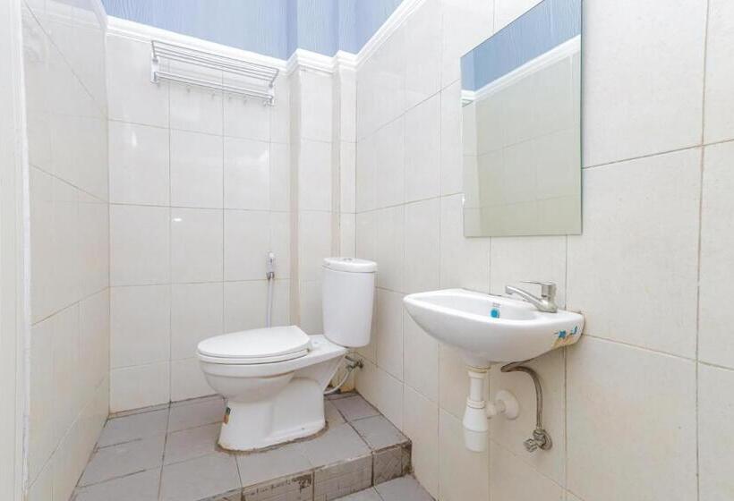 Номер Стандарт, Urbanview Hotel Syariah Near Gelora Delta Sidoarjo