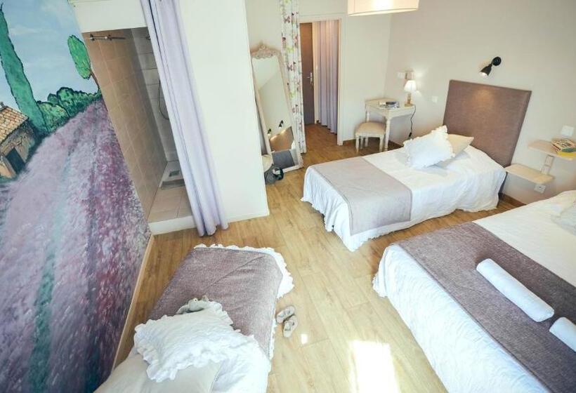 Четырехместный Номер Стандарт, Chez Laurette