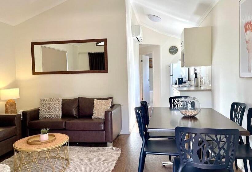 デラックスビラの1ベッドルーム, Esk Caravan Park & Rail Trail Motel