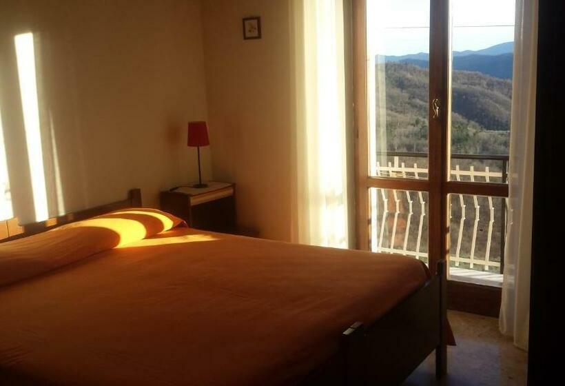 Номер Стандарт с Балконом, Albergo Al Sole Ad Aquila Di Arroscia Im A Trenta Chilometri Dal Mare