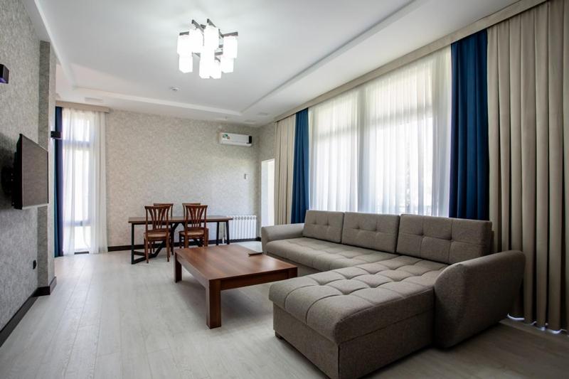 חדר סטנדרט לארבעה, Avenue Park