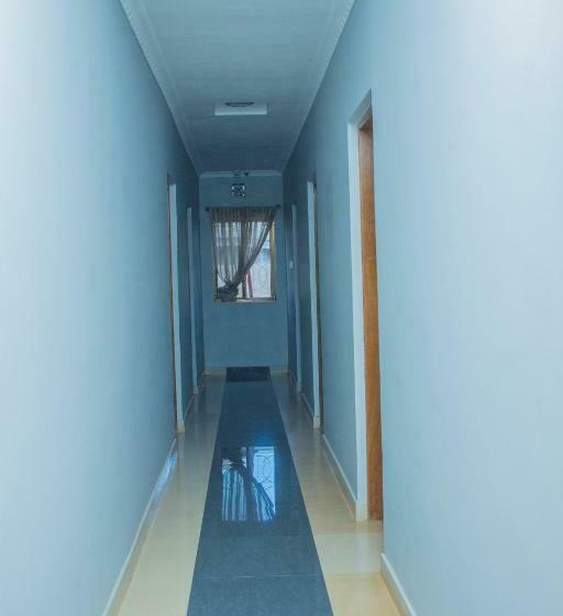 스탠다드 룸 킹사이즈 침대, Mzunguu Safari Lodge