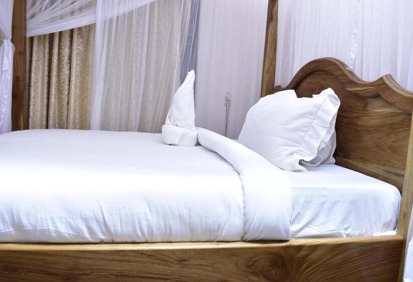 Стандартный Номер Кровать Кинг, Mzunguu Safari Lodge