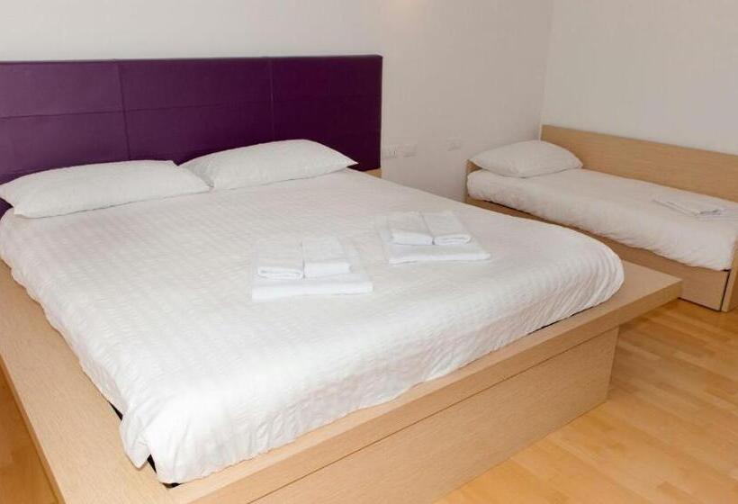 四人标准间, Pramaggiore