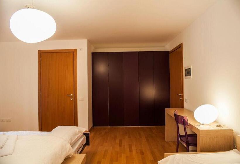 四人标准间, Pramaggiore