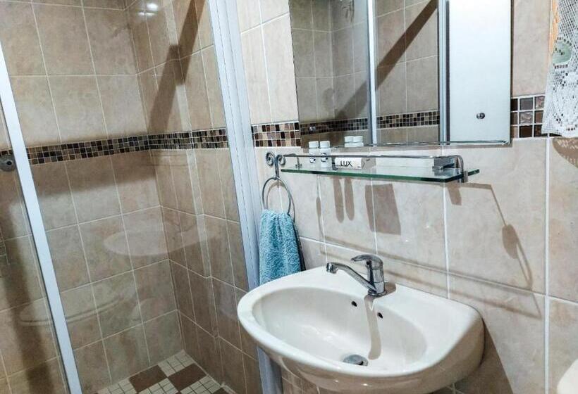 غرفة عائلية, Hullabaloo Selfcatering Sleepover