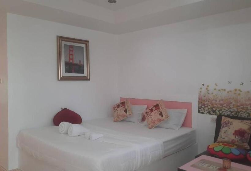 Номер Стандарт Вид на Сад, Pon Resort