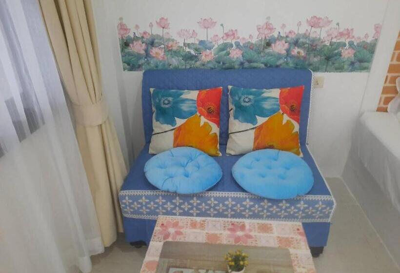 Номер Стандарт Вид на Сад, Pon Resort