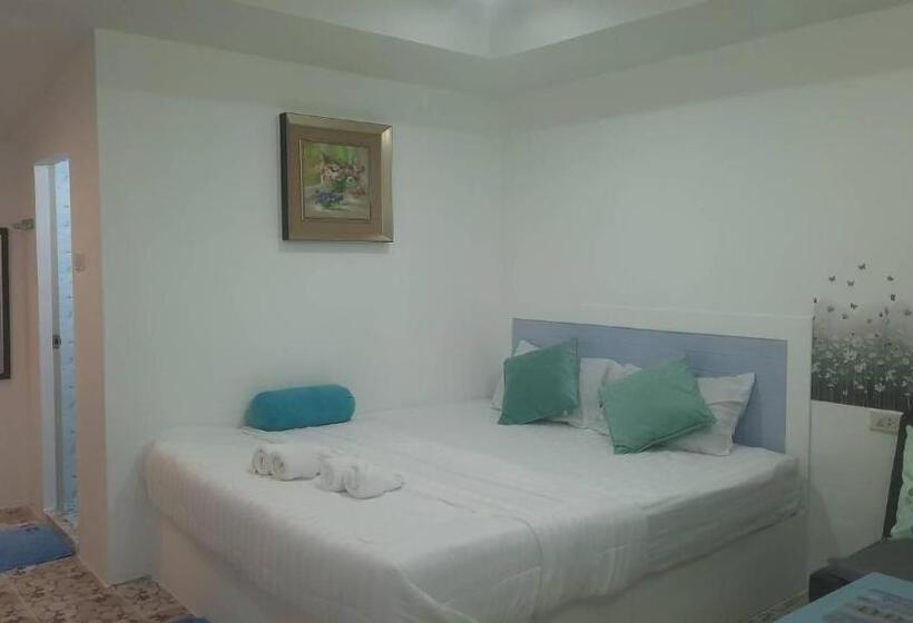 غرفة قياسية مطلّة علي الحديقة, Pon Resort