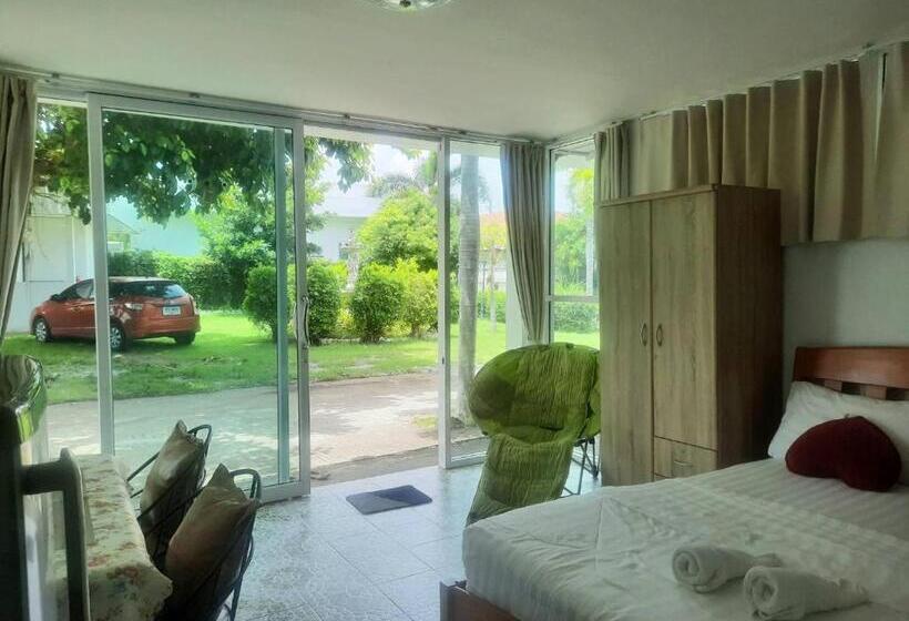 Четырехместный Номер Стандарт, Pon Resort