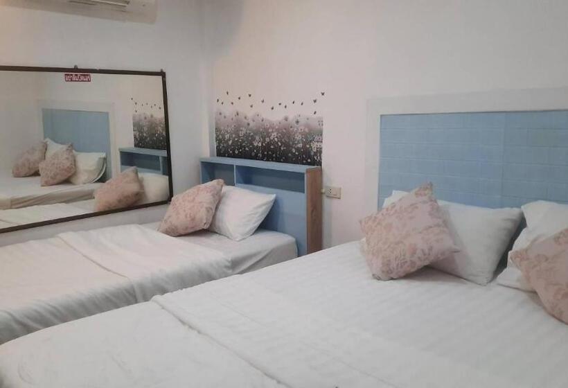 Номер Стандарт Трехместный, Pon Resort