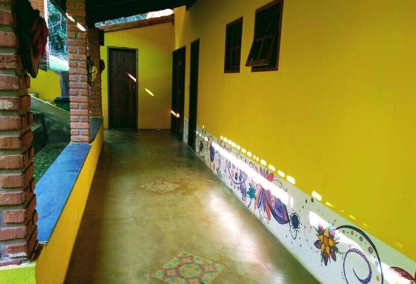 جناح عائلي, Pousada Sangha Pyara