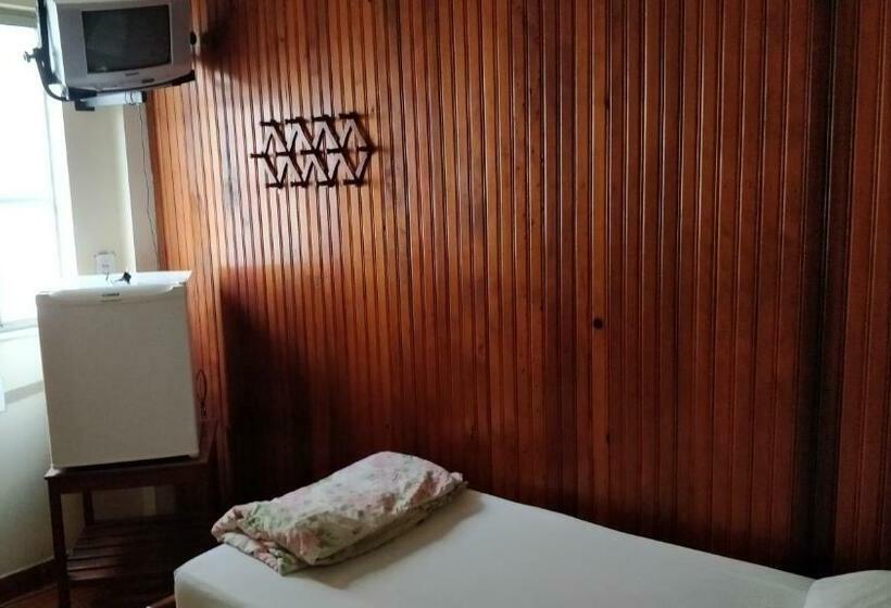 标准单人间, Ximenes