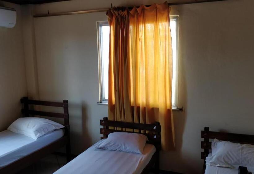 标准三人间, Ximenes