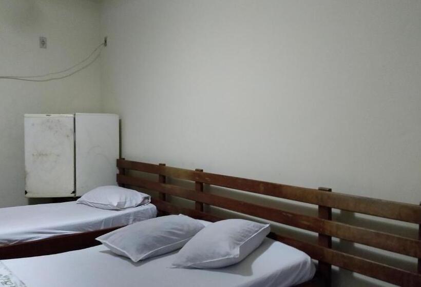 四人标准间, Ximenes