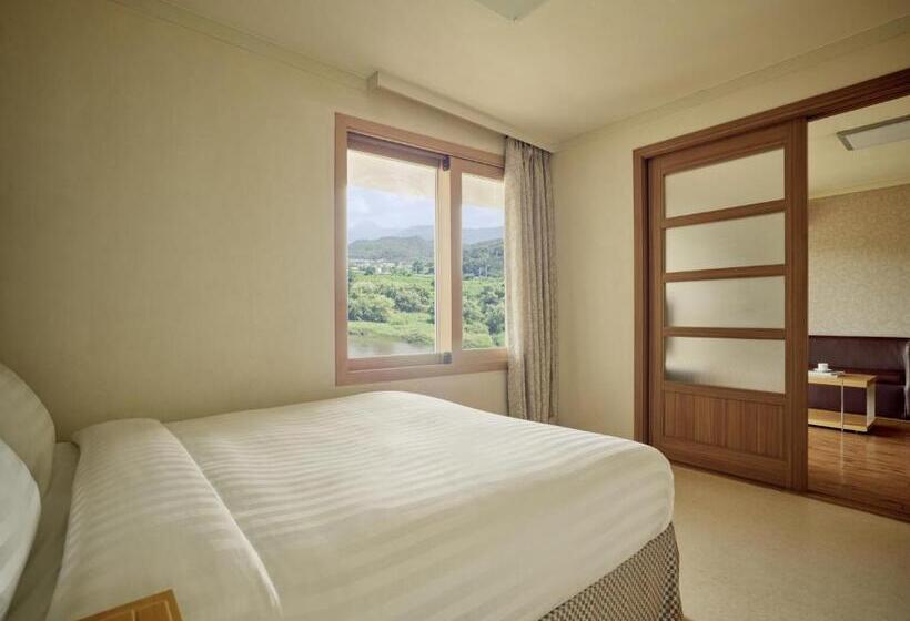 Suíte Vista Jardim, Sono Hue Yangpyeong