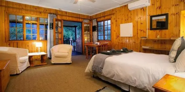 スタンダードバンガロー, The Spotted Grunter Resort