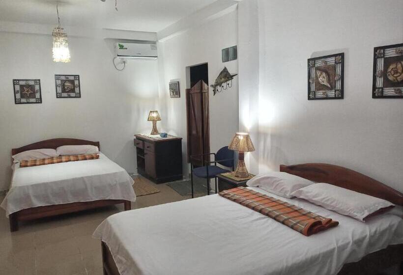 Standard 4 Pers. Værelse, Hospedaje Algarrobo Machalilla