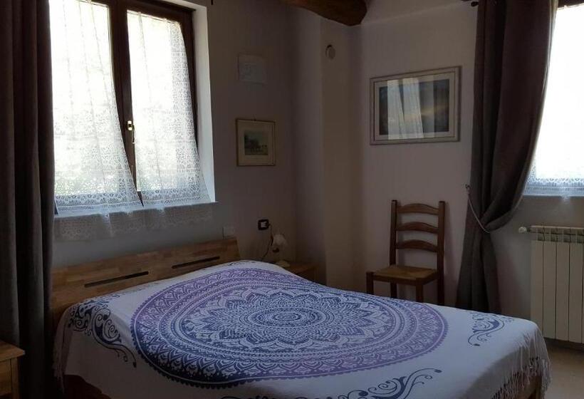 غرفة ديلوكس مزودة بشرفة, B&b La Taverna Degli Angeli