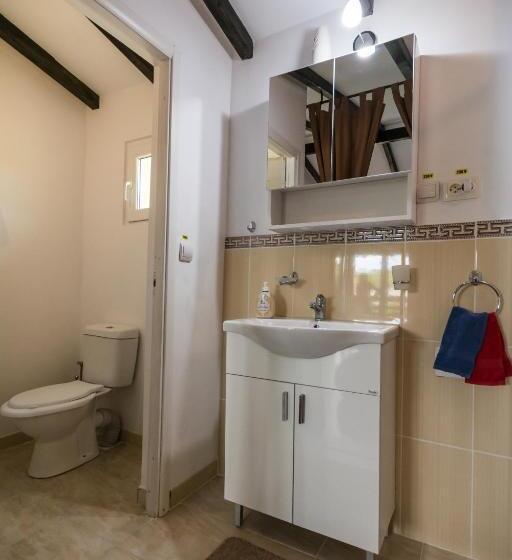 디럭스 룸 킹사이즈 침대, Casa Cu Muri