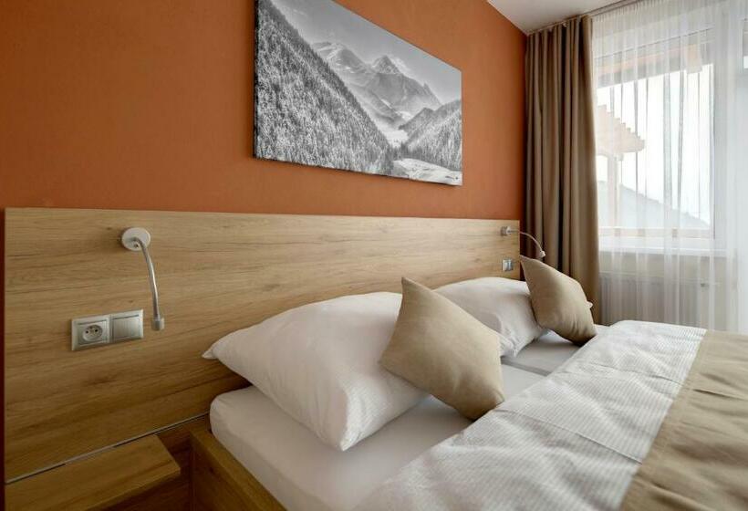 스탠다드 룸, Havrania