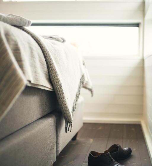 适合残疾人士使用的套间, Salt & Sill