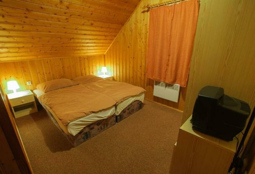 Номер Стандарт, Chalupa Pohodička