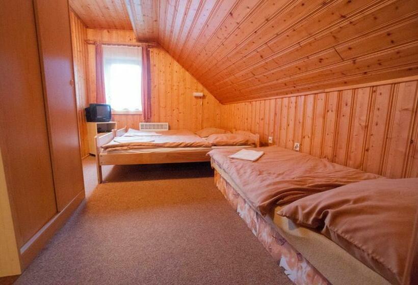 Номер Стандарт Трехместный, Chalupa Pohodička