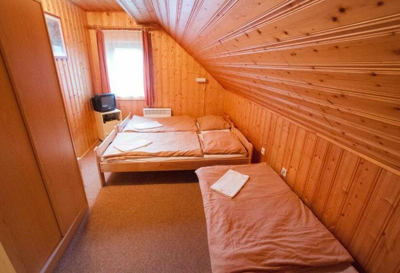 Номер Стандарт Трехместный, Chalupa Pohodička