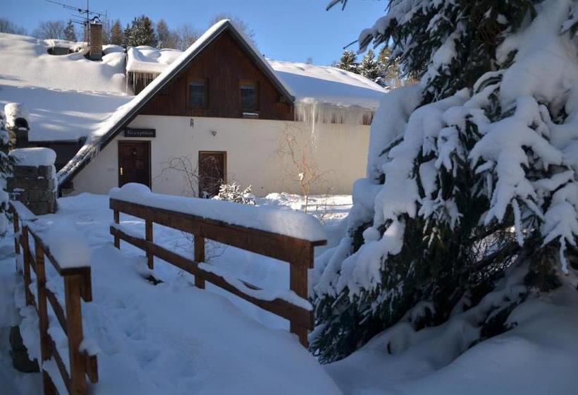 Дом 1 Спальня, Chalupa Pohodička